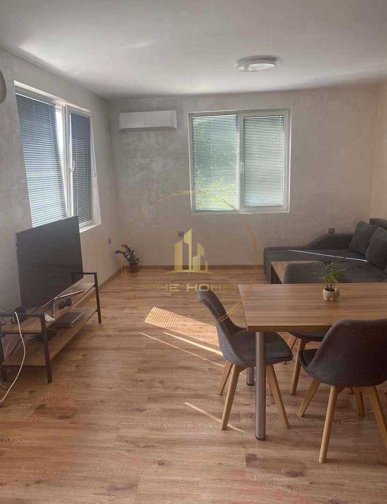 Дава се под наем Тристаен апартамент в Варна, Левски - 80 кв.м за 625 € - Снимка #2