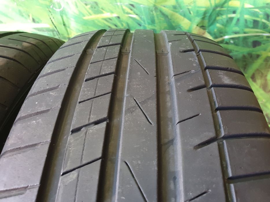 1x 225 45 19 vara petlas