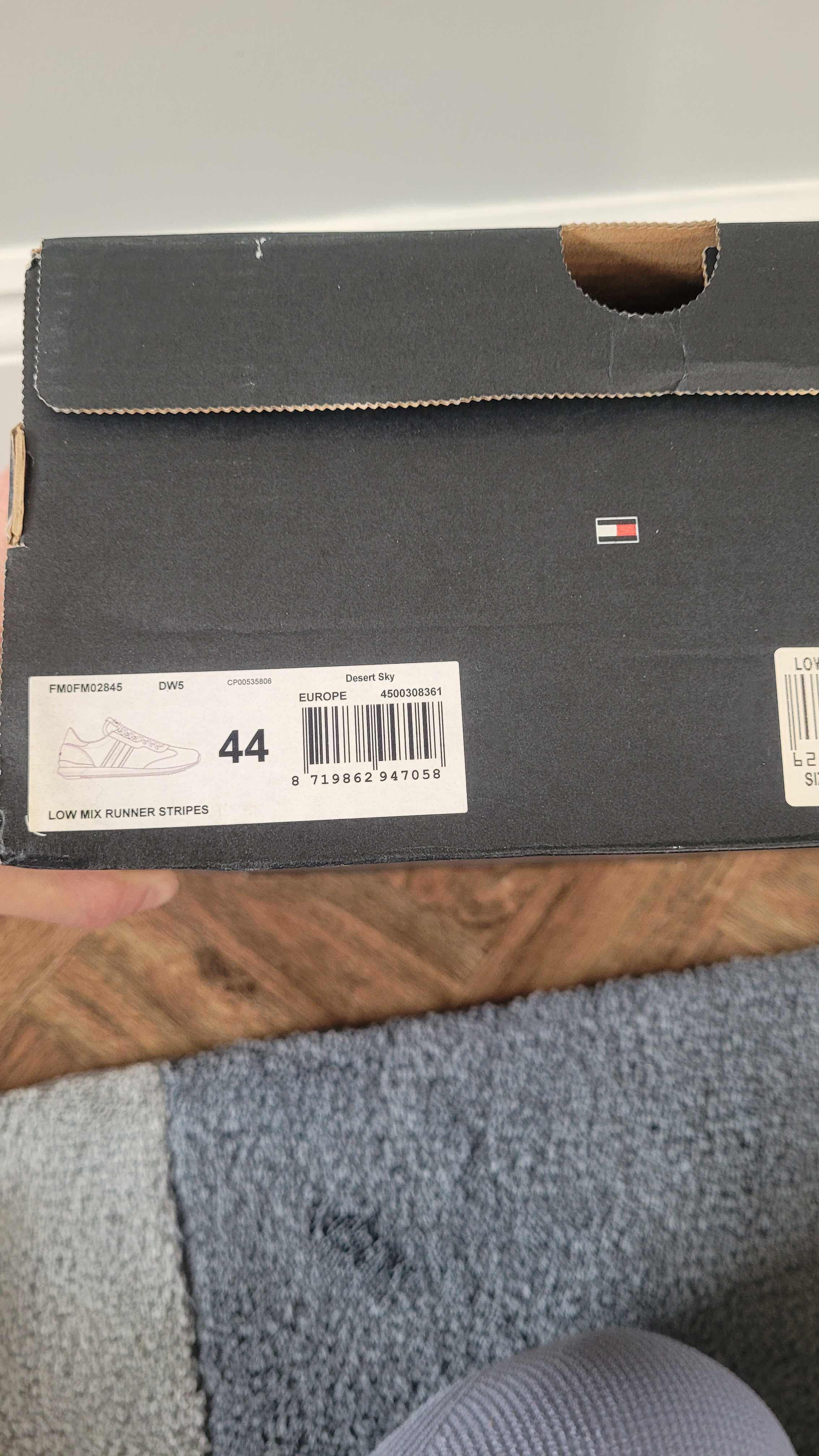 Мъжки спортни обувки Tommy Hilfiger