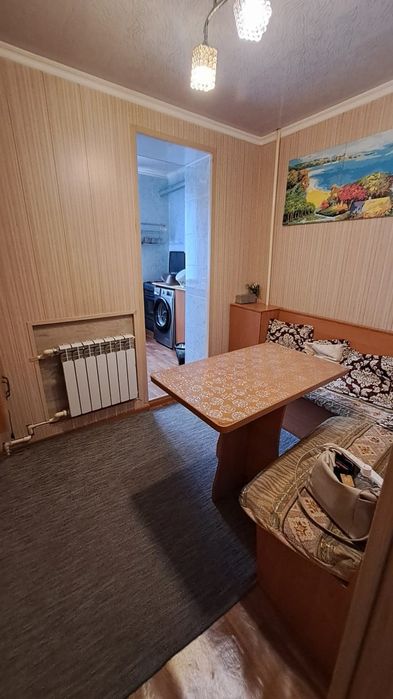 Продам 1.5 камнатную квартиру . В районе "Водоканал"