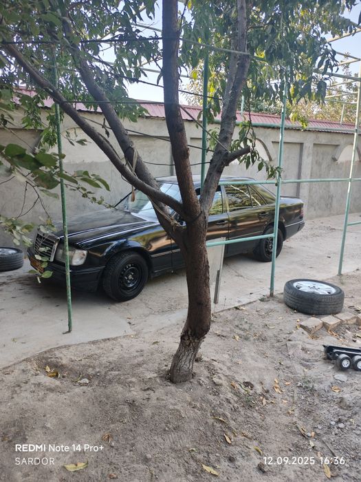 Мерседес w124 Benzinda Vikup Variant Yoq GAZ YOQ NAXT PULGA SOTILADI