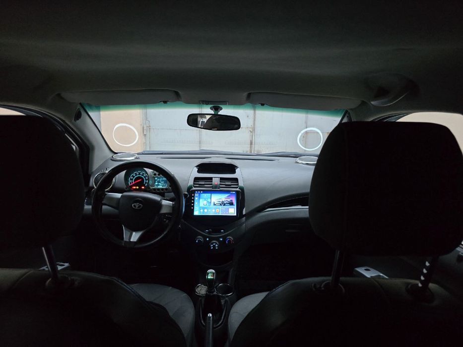 Спарк 2012 йил пробек : 123 000 нархи : 5400