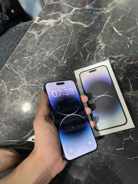 Продам 14 PRO MAX 512