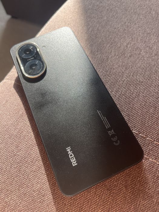 Продам Смартфон Xiaomi Redmi A5 4 ГБ/128 ГБ черный