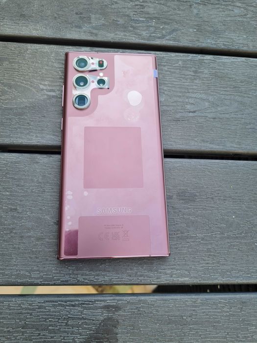 Samsung s22ultra нов дисплей/ часовник на Samsung