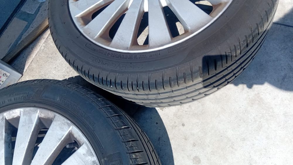 Jante cu anvelope 235/45R17 Vw passat b6