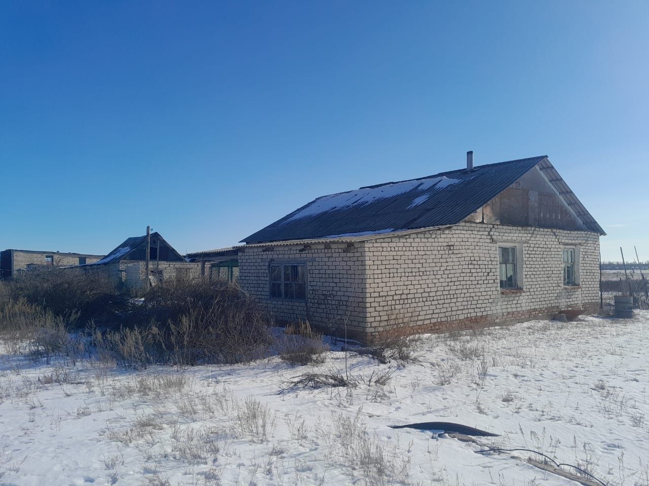 Продам крестьянское хозяйство в пригороде г. Аксая