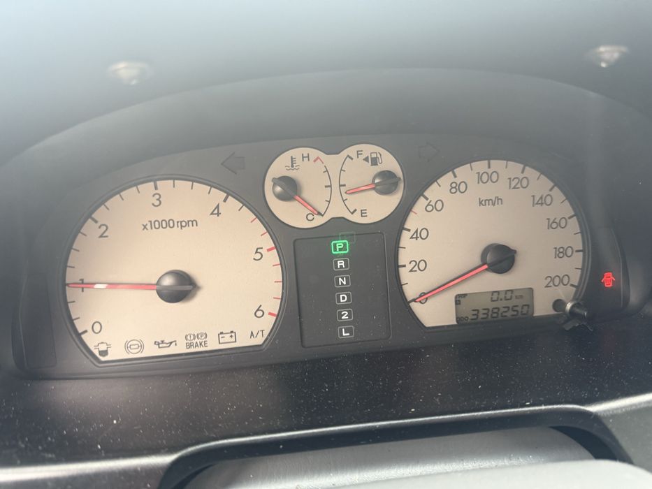 Vand Hyundai  Terracan  acte la zi , fiscal pe loc .