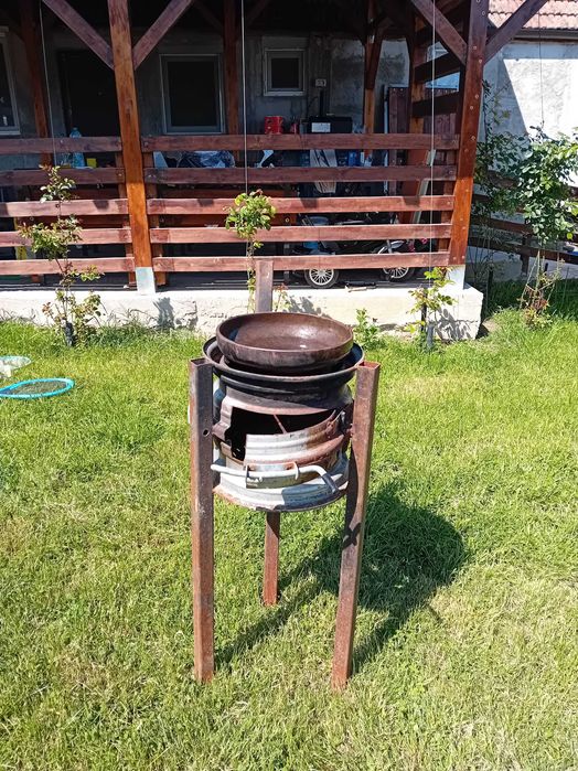 Vand focar cu tot cu disc friptură ,din fier gros