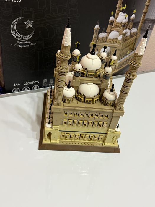 Лего угрушка соброном виде продоется для коллекция