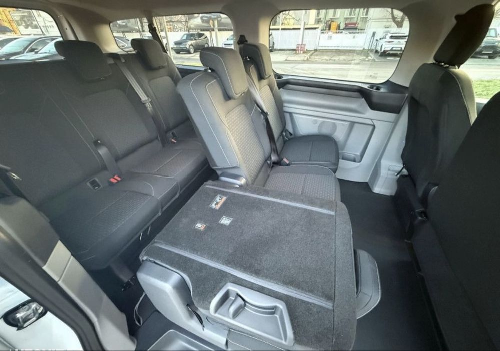 Ford tranzit custom pentru inchiriat/ rent a car/ cu sofer/ fara sofer