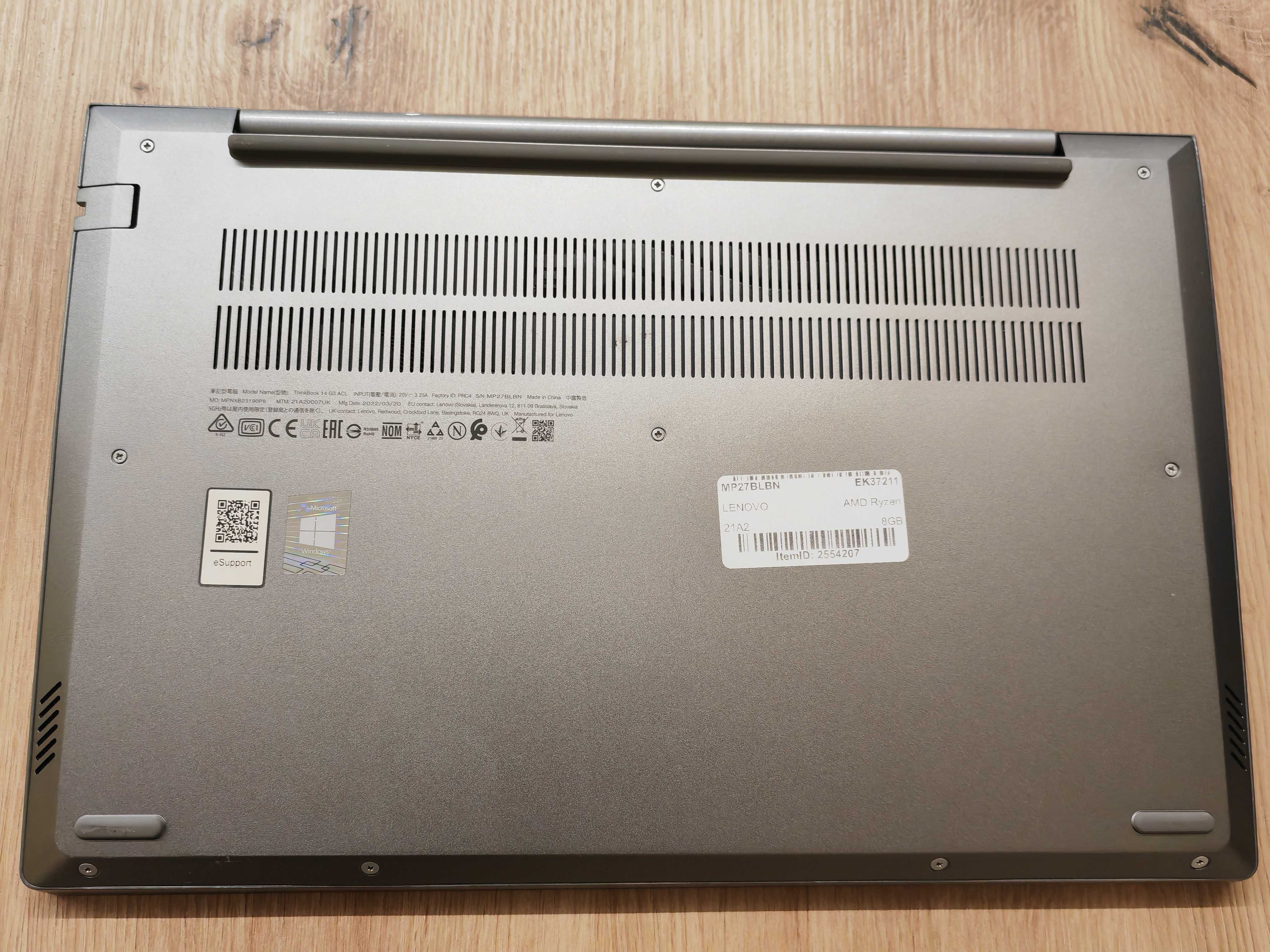 лаптоп Lenovo ThinkBook 14 с 6-ядрен Ryzen 5 5500U 14" FHD, 256GB/8GB