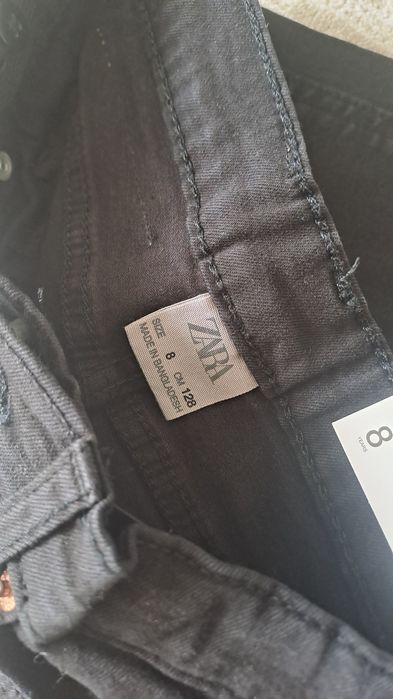 Blugi Zara noi cu etichetă