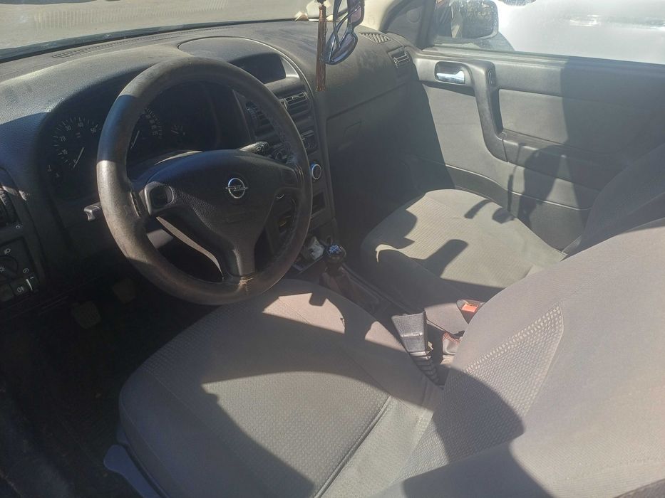 Autoturism opel astra g