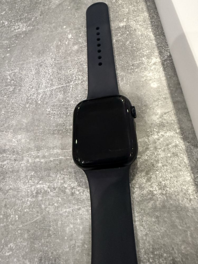 Apple Watch Series 8 45mm Cellular/e-sim– Черен