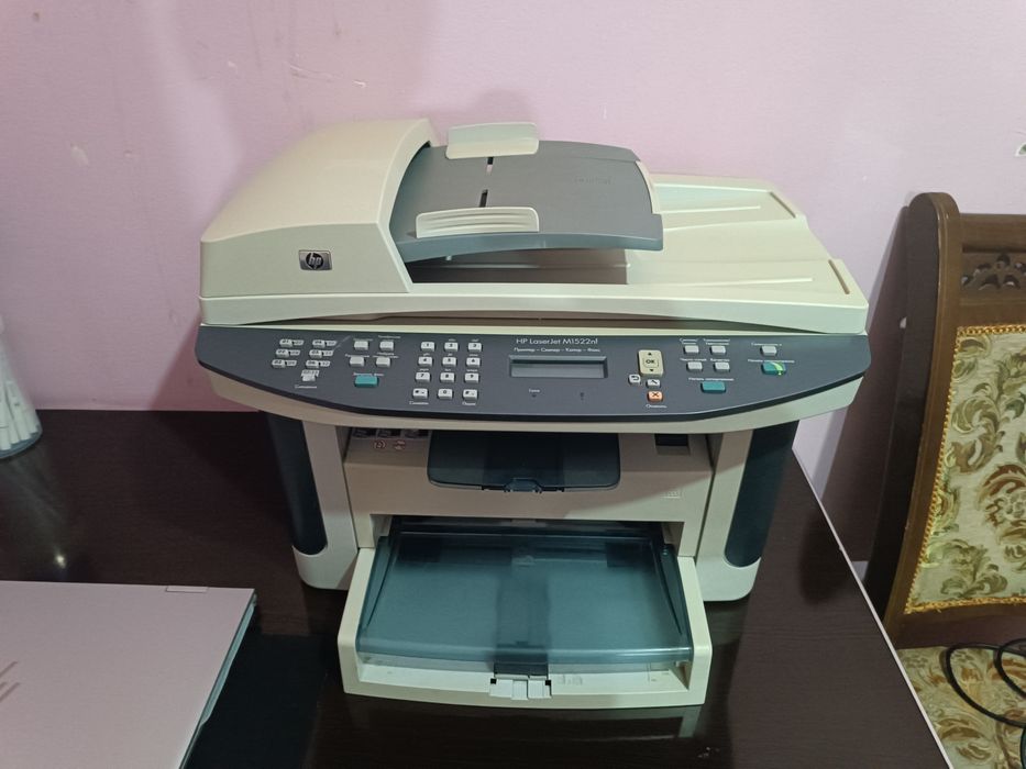 HP LaserJet M1522nf — Printer, skaner, kopir, faks