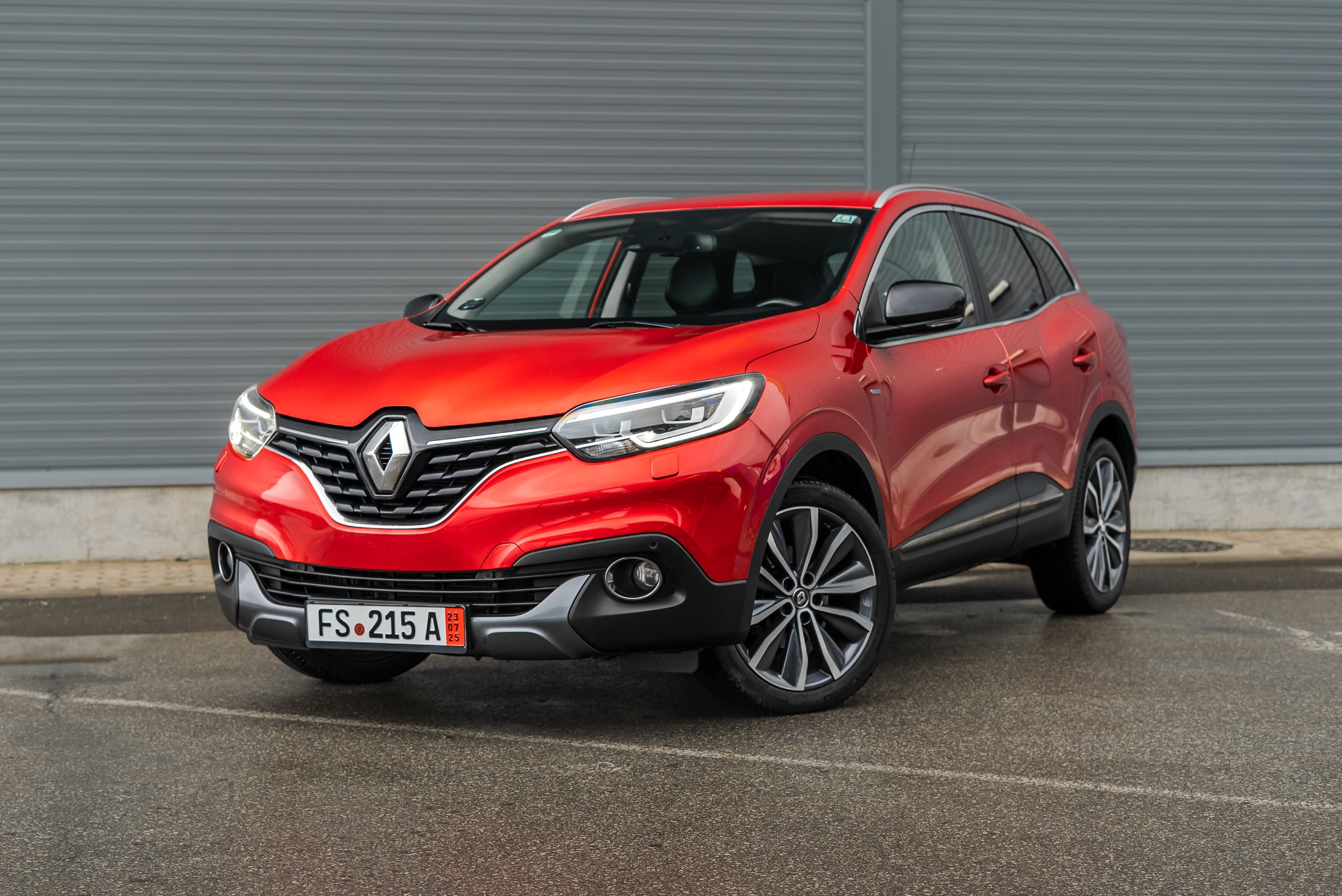 Renault Kadjar-1.6 Dci-Automat-BOSE-Încalzire scaune-Camera-LED-Piele