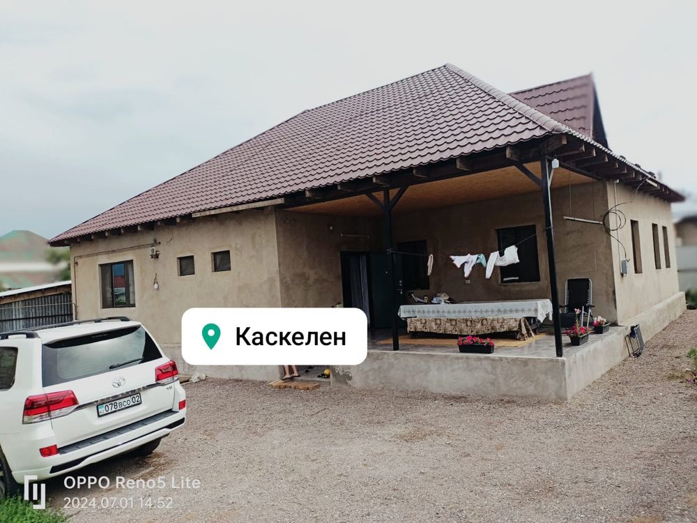 дом  новый , кирпичный из  6ти комнат