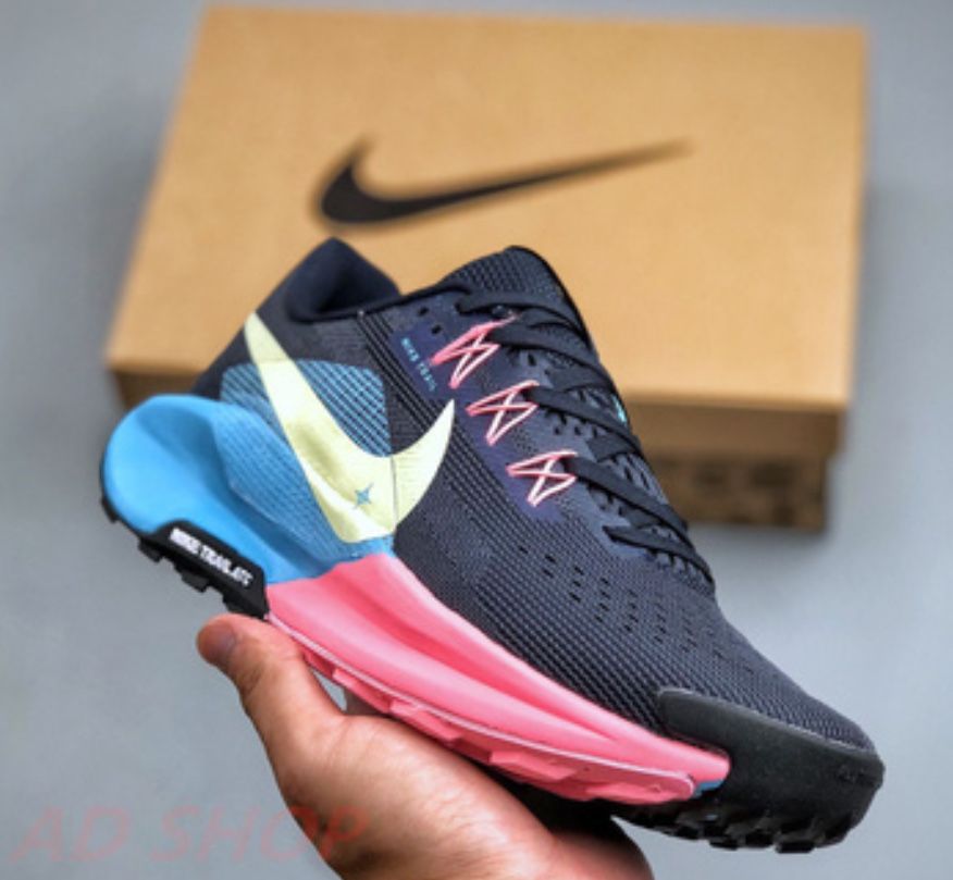 Нови дамски маратонки Nike Pegasus Trail 5 налични 37 и 38 номер