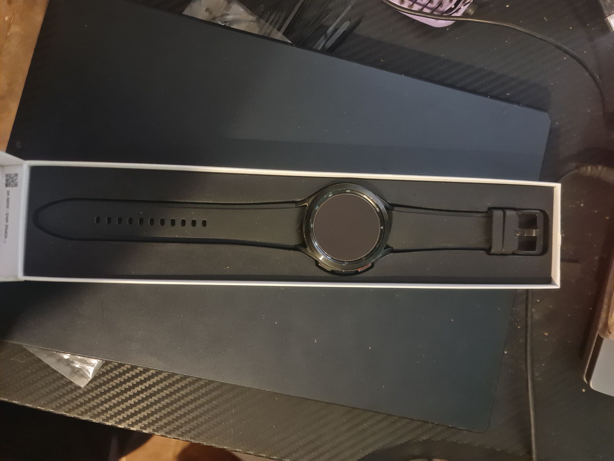 Samsung galaxy watch4,BT,LTE