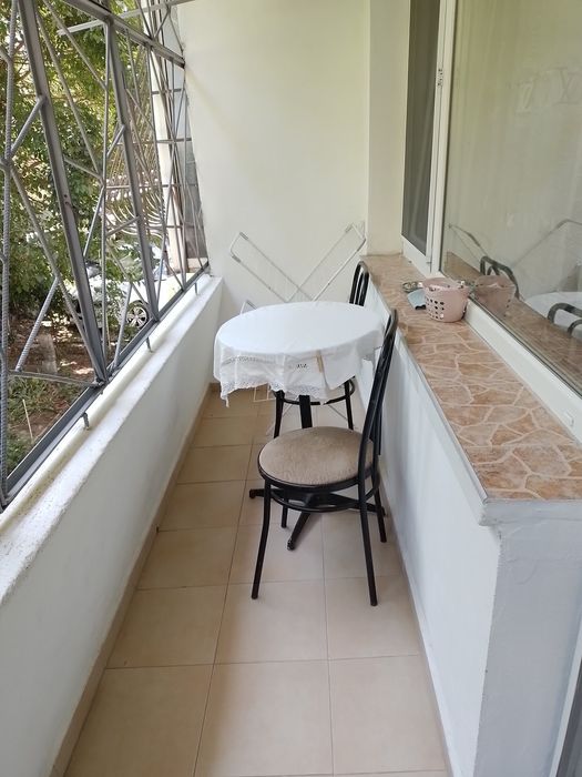 Дава се под наем Тристаен апартамент в Варна, Червен площад - 78 кв.м за 612 € - Снимка #8