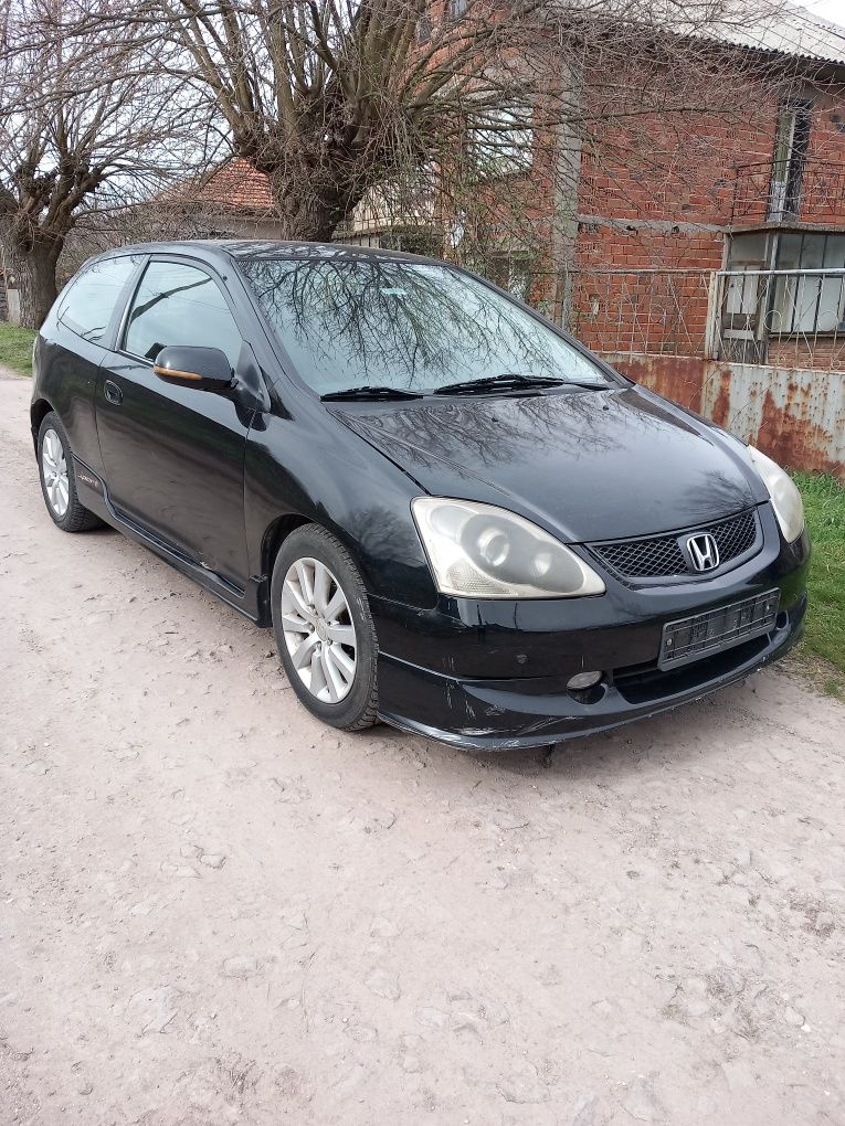 Honda Civic 2005г Фейс