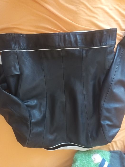 Geaca din piele dama