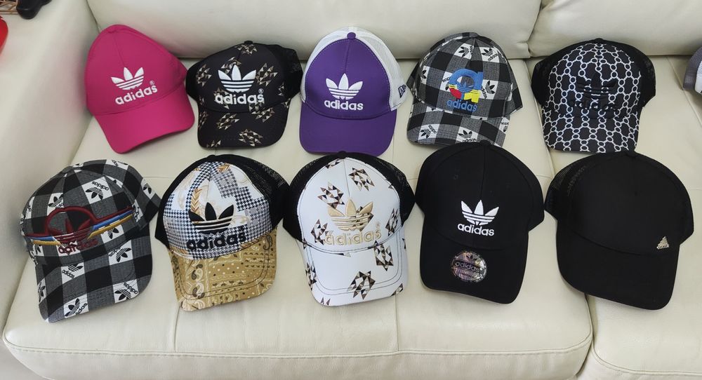 Șapcă ADIDAS Șapcă Jordan Șapcă Puma Șapcă CK Șapcă Emporio EA7