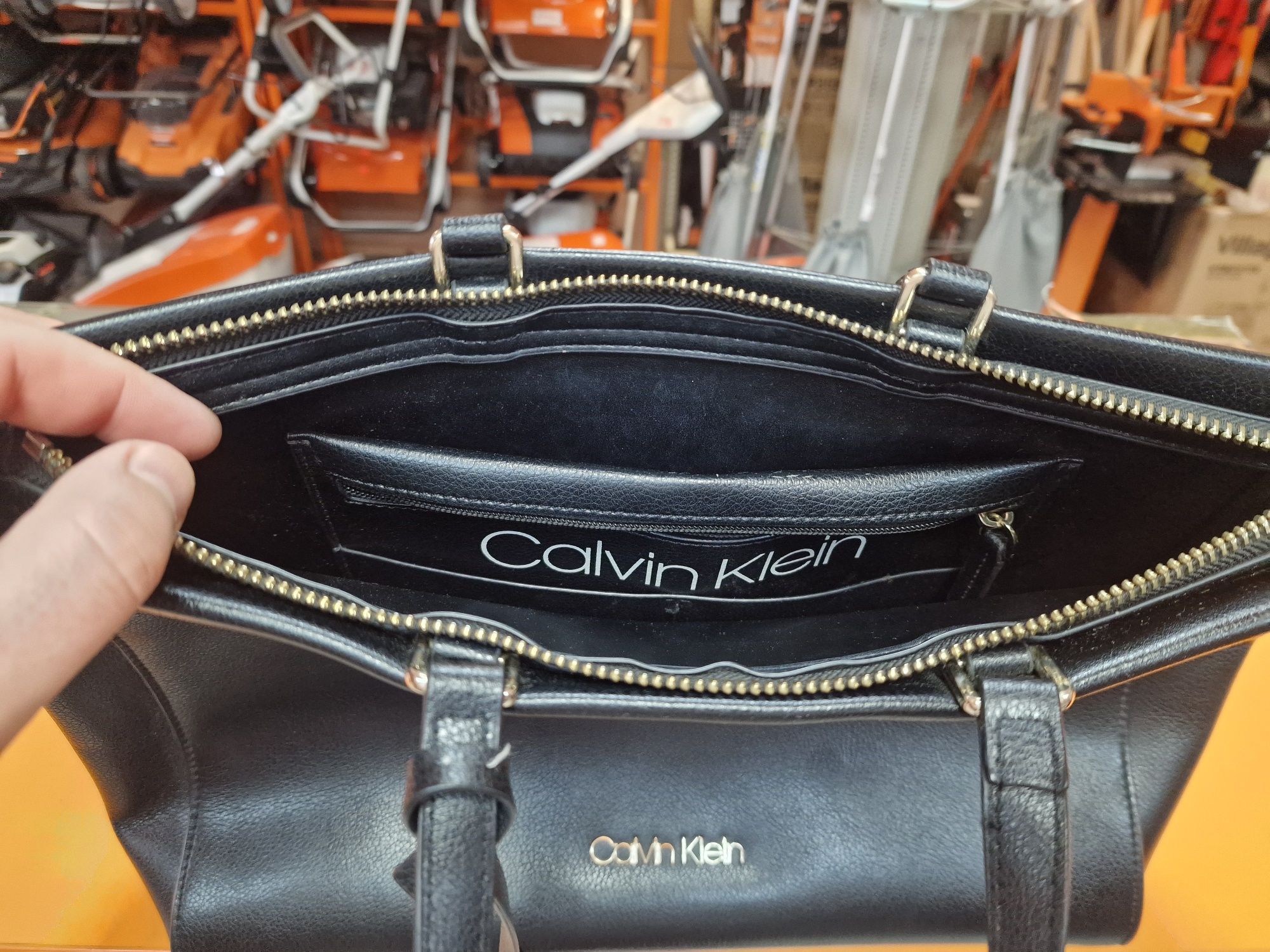 Чанта Calvin Klein