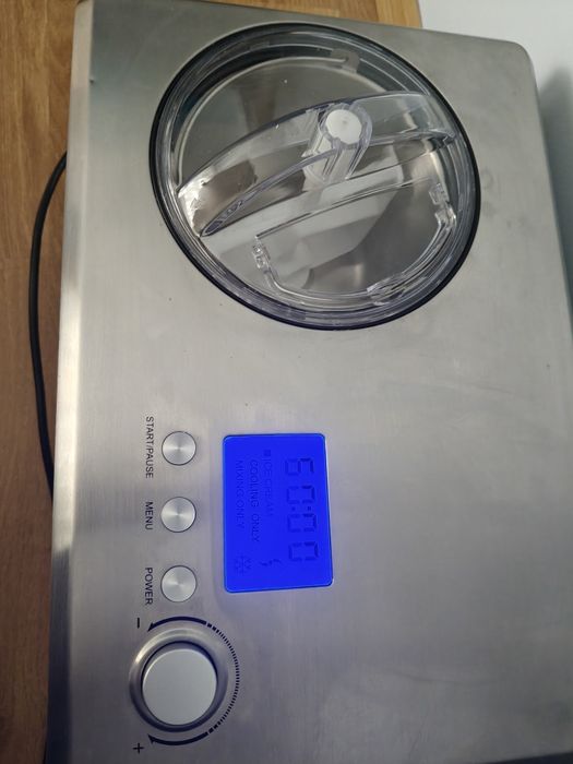 Aparat de preparat inghetata profesional, H.Koenig, HF320 cu compresor