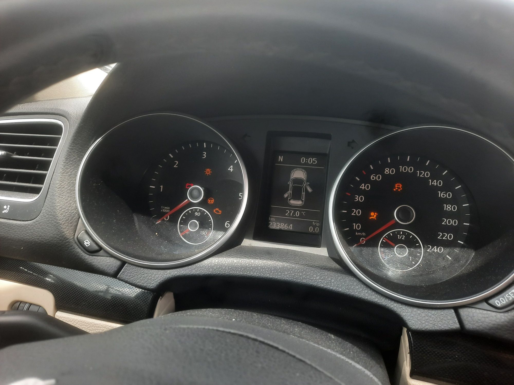 Ceasuri bord VW Golf 6 diesel  maxidot in km auto cu volan normal