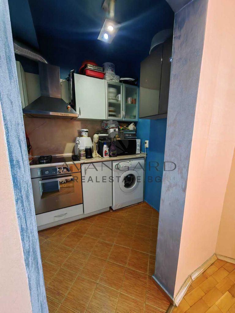 Продава се Тристаен апартамент в Пловдив, Център - 103 кв.м за 2000 €/кв.м - Снимка #1