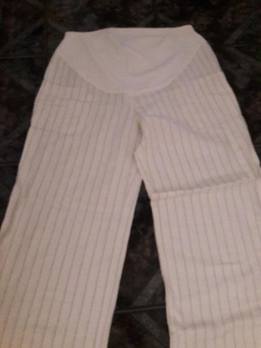 Pantaloni de gravidute pentru vara