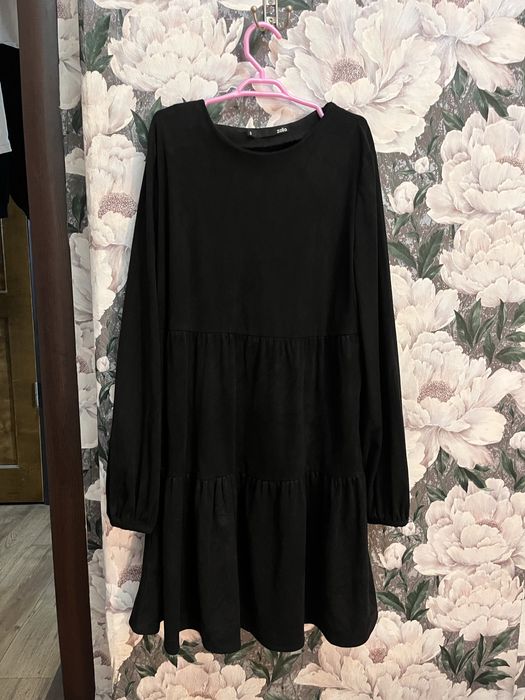 Ярусное платье ZOLLA бэби-долл замшевое черное