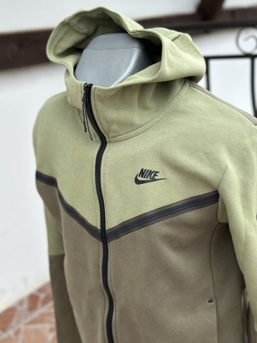 Nike tech fleece green olive  Оригинален!