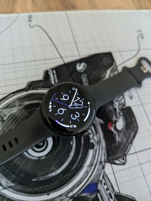 Pixel watch 2 в идеальном состоянии