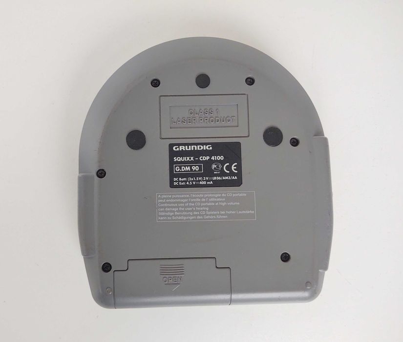 Cd player portabil, vechi, Grundig