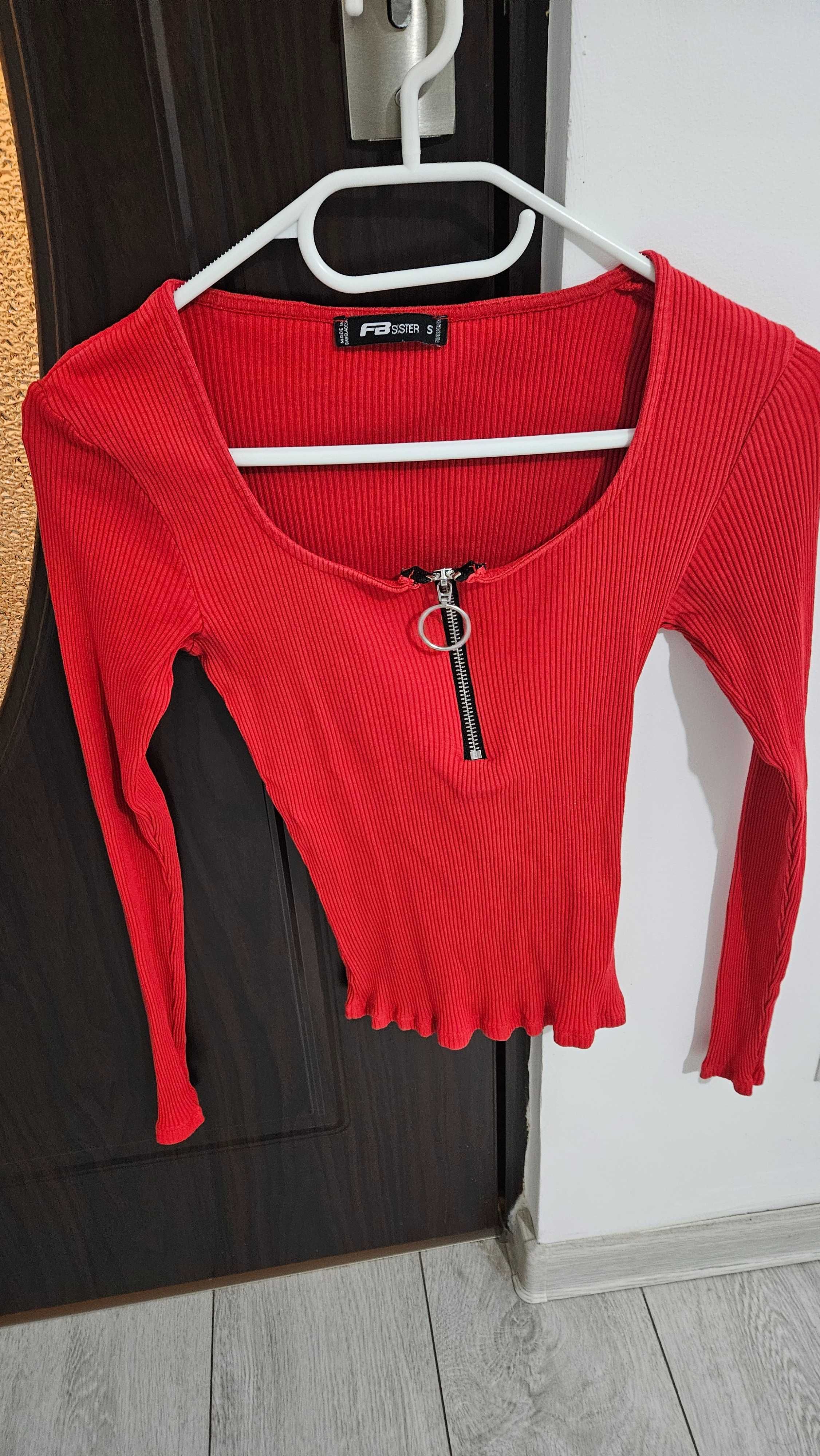 Bluza rosie, marime S