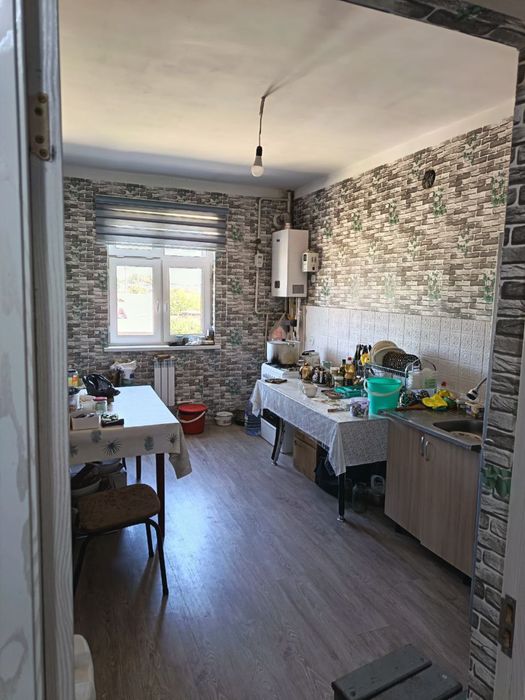 Квартира сотилади 4 хонали