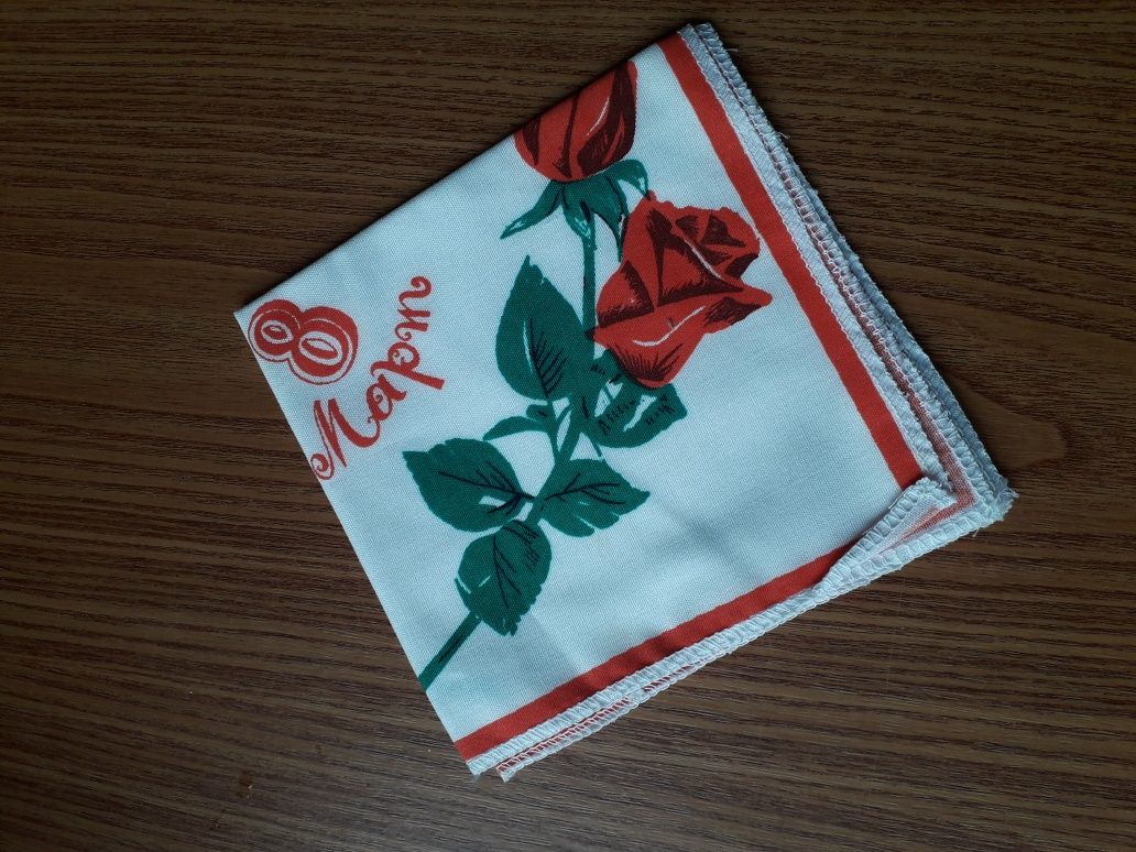 Носни кърпички  дамски