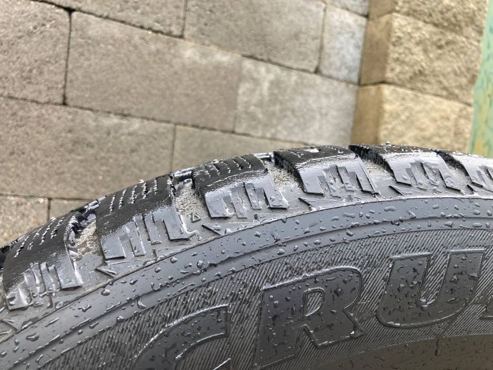 зимняя резина Bridgestone Ice Cruiser 285/60/R18