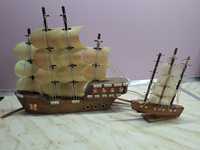 Стари дървени корабчета