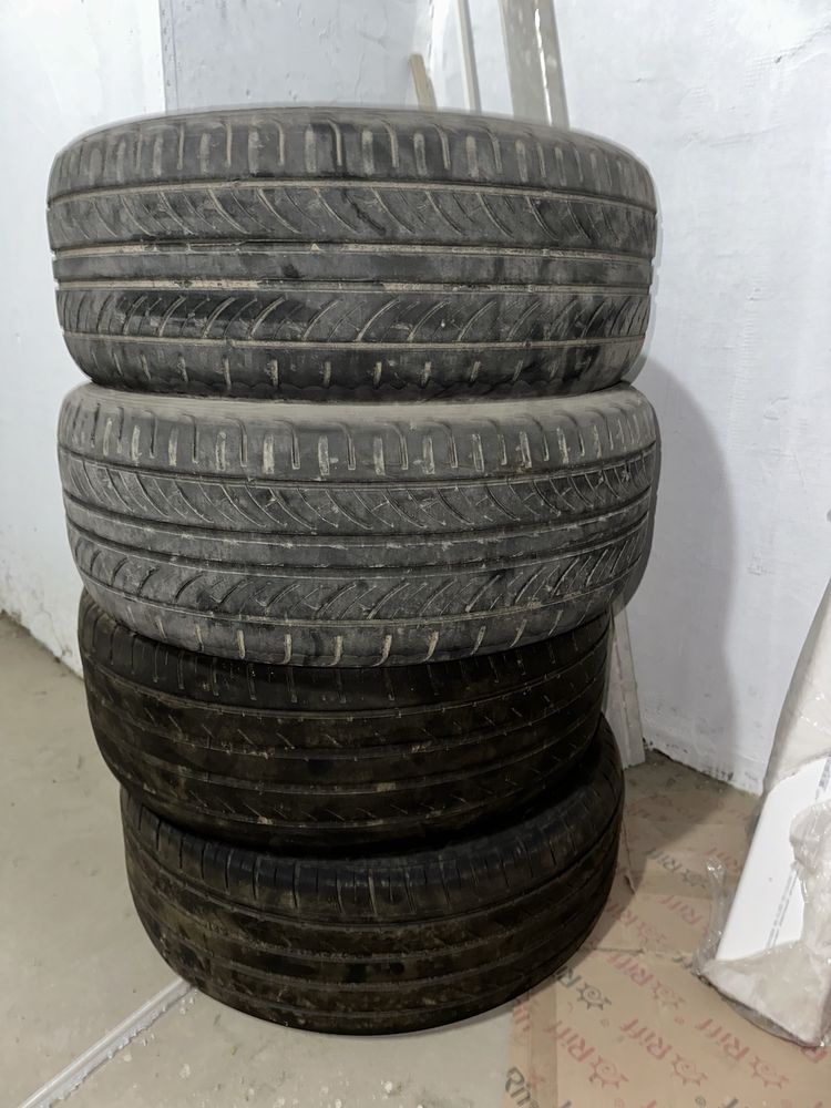 Шины 215/55R16