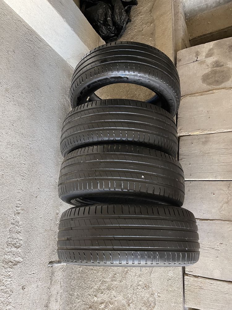 Летни гуми Michelin 235/55/19