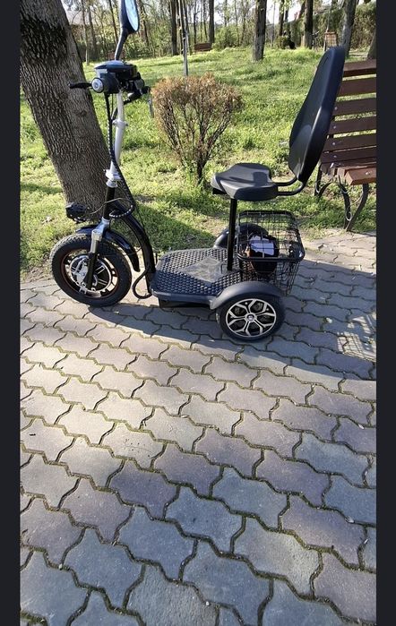 Vând Tricicletă Electrică Ca Nouă. Are 6 Luni. Am Folosito De 4 ORI.