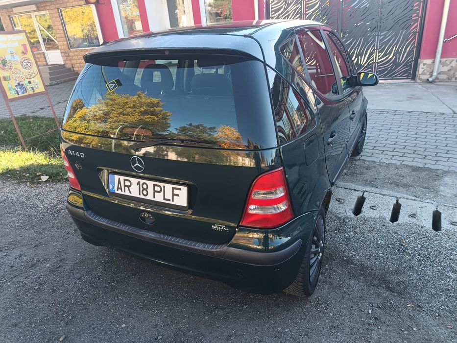 Vând Mercedes A class 1.4 benzina