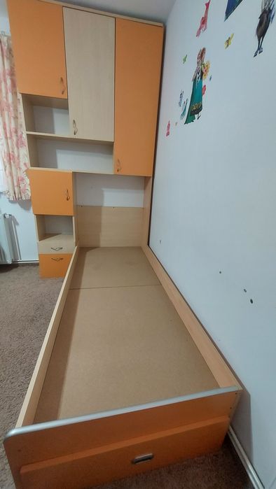 Mobilier pat și dulap 2 seturi