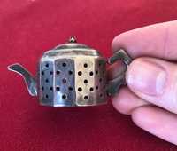 Miniatura decor ceainic infuzor rar vechi argintat WMF secol XIX