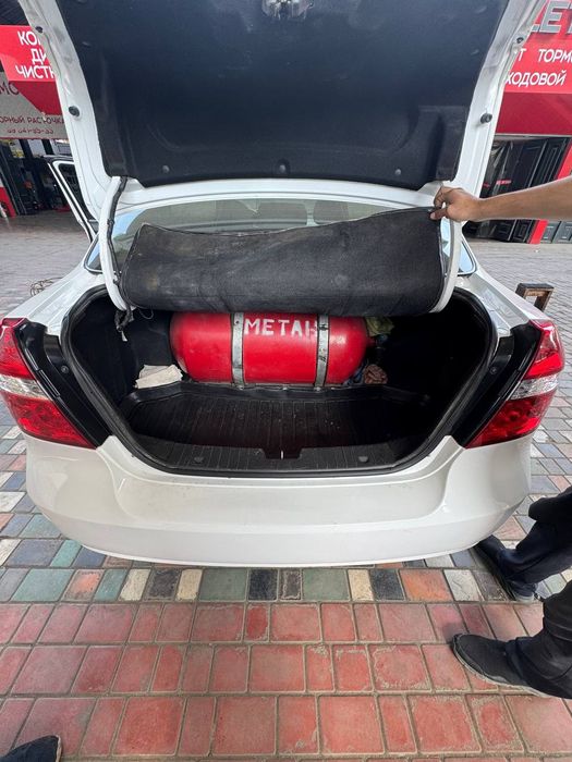 Nexia 3 2019 yil mexakina 2 pazitsa kraska toza metan gaz bor.
