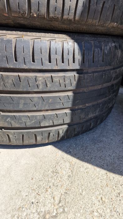 235 35 19 Barum 2 anvelope vara